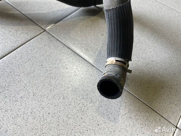 Патрубок радиатора верхний Renault Arkana пробег