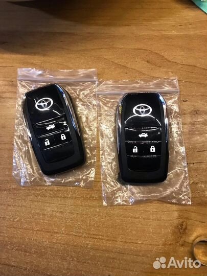 Выкидной ключ Toyota