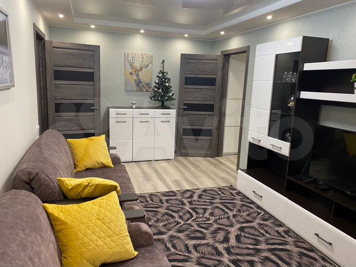 2-к. квартира, 46 м², 4/9 эт.