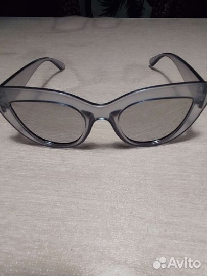 Солнцезащитные очки