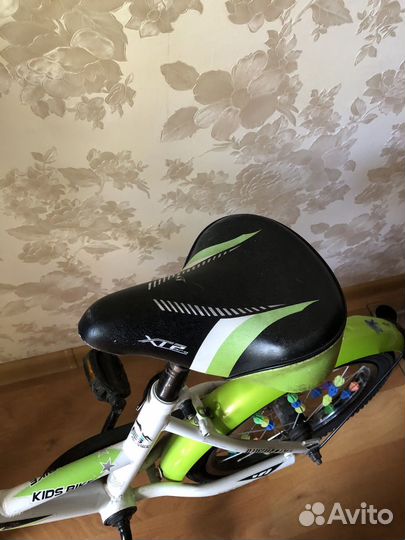 Детский велосипед 16