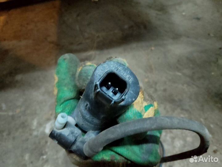 Насос омывателя Ford Focus 2 2 поколение hxdb 1.6