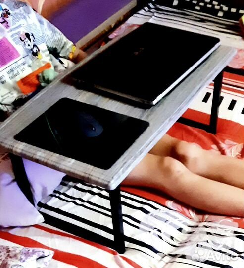 Компьютерные столы для ноутбука