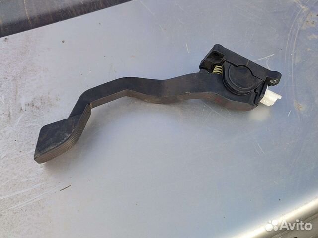 Пежо 206 электронная педаль газа