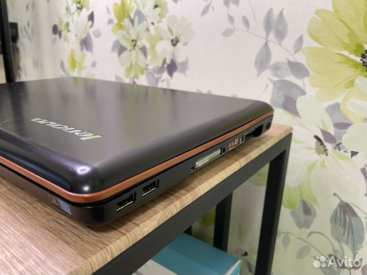 Lenovo Y550 на запчасти или ремонт