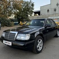 Mercedes-Benz W124 2.3 MT, 1990, 360 000 км, с пробегом, цена 240 000 руб.