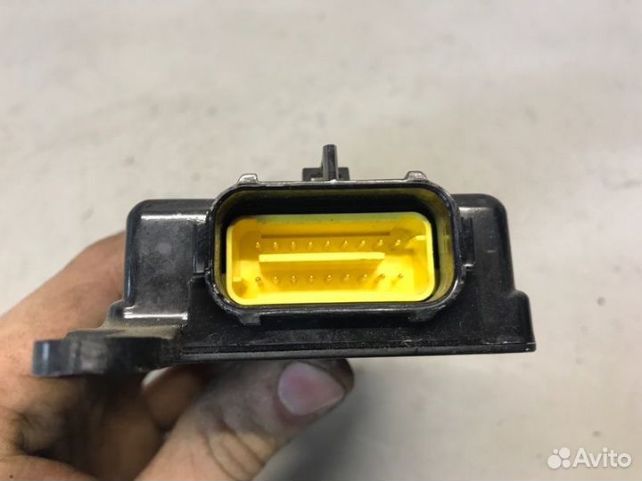 Блок управления сиденьем передний правый Infiniti