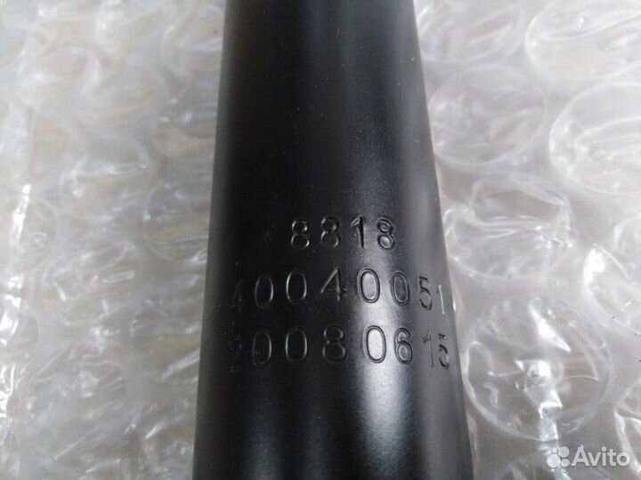 Амортизатор подвески передний Volkswagen Passat