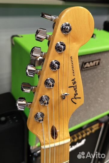 Fender American Deluxe Stratocaster EMG США 2003