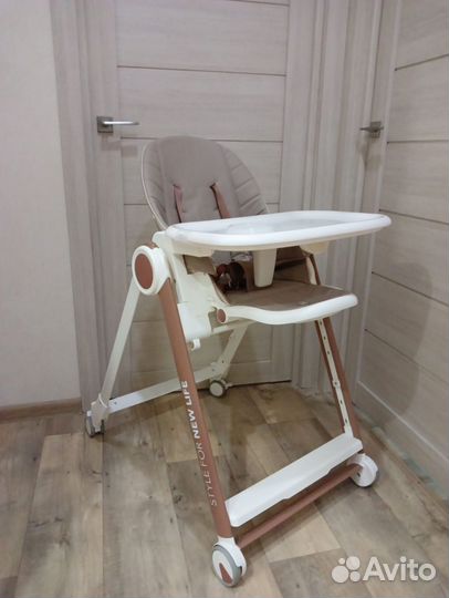 Стульчик для кормления happy baby