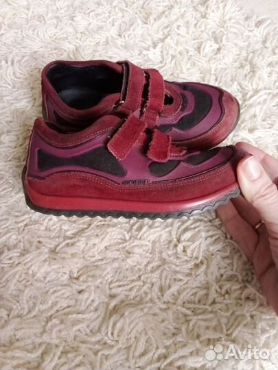 Кросовки для девочки 26