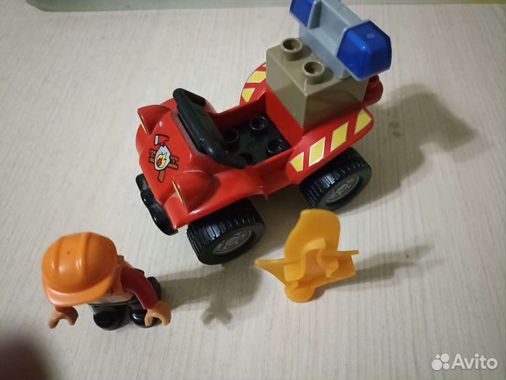 Пожарная машина Lego duplo 2-5 лет