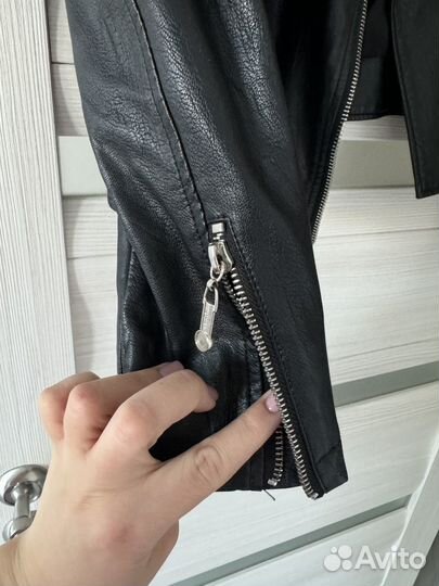 Куртка кожаная
