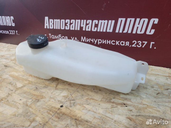 Бачок омывателя Renault Logan