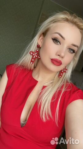 Модные серьги кресты красные и черные