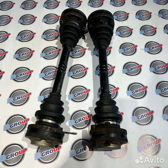 Полуось задняя бмв 7 е32