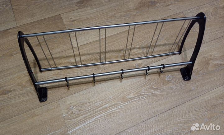 Вешалка металлическая в прихожую