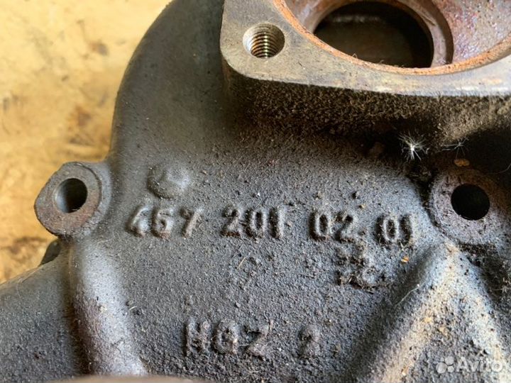 Насос водяной Mercedes Axor 2018