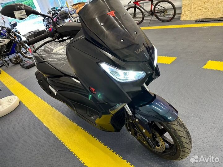 Скутер VMC X-MAX (250cc)