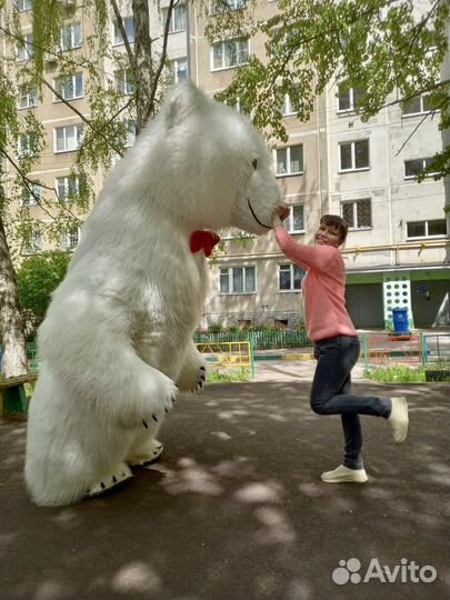 Белый мишка поздравление шары В подарок