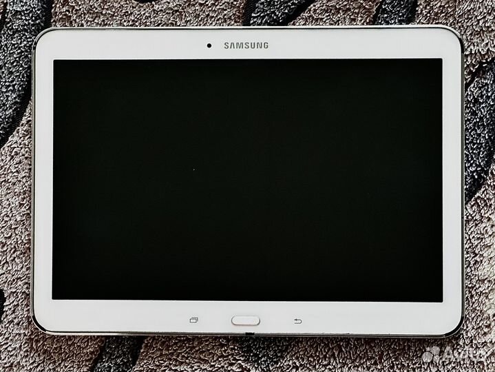 Продам Tablet Samsung Galaxy Tab 4 + клавиатура