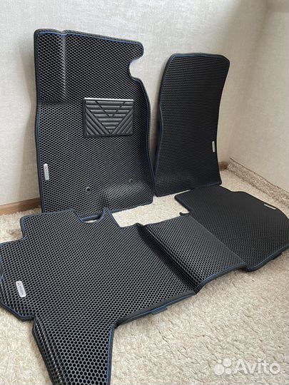 3D Ева-коврики для Mitsubishi Pajero 4