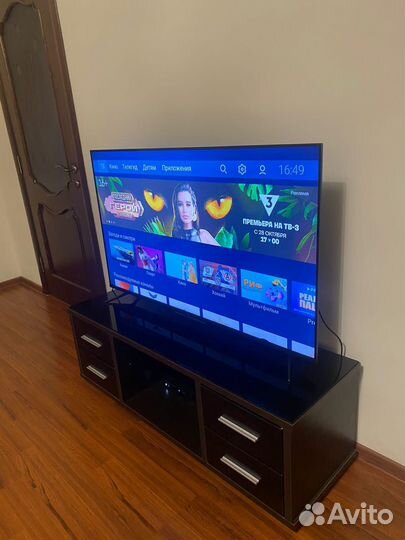 Телевизор smart tv 140 см TCL