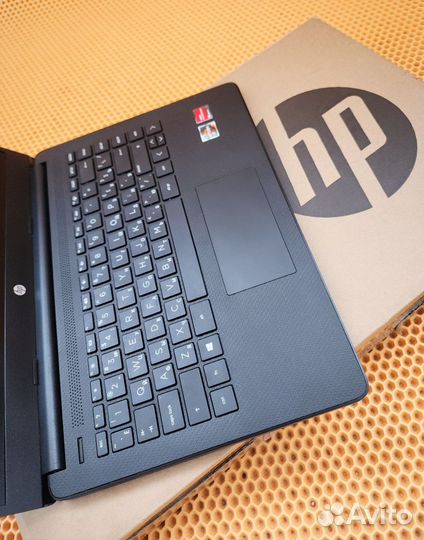 HP laptop 2023 IPS 14 Ryzen 3