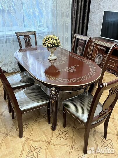 Столы и стулья новые