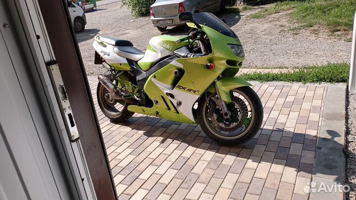 Кавасаки zx9r