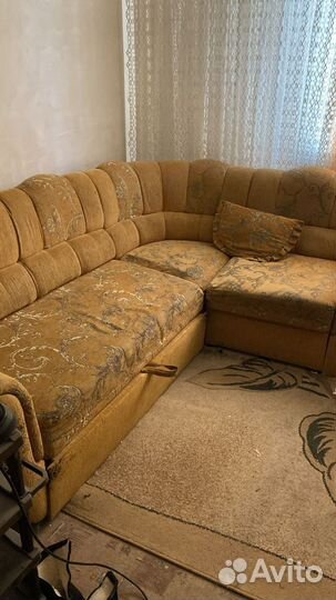 Угловой диван бу