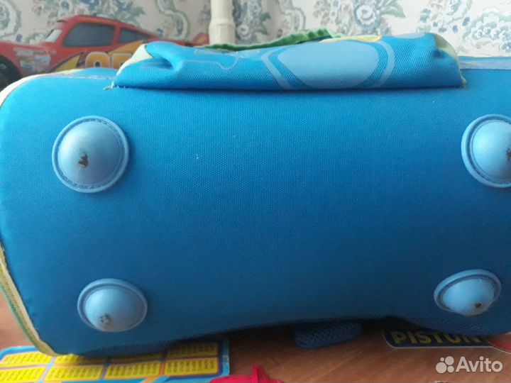 Школьный рюкзак