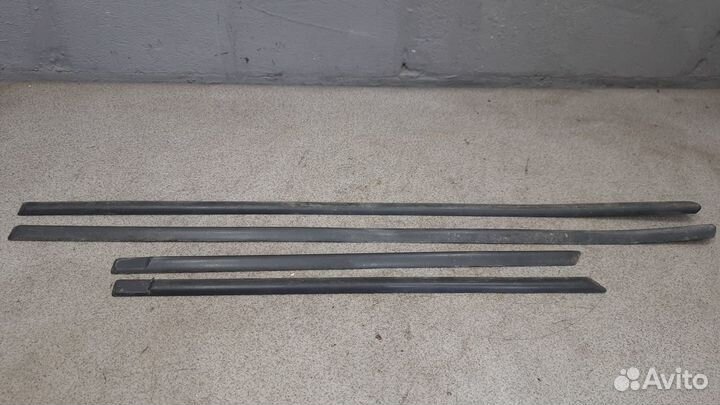 Комплект молдингов дверей для Skoda Fabia 1