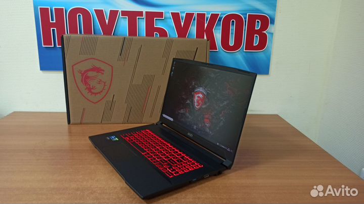 Легендарный игровой ноутбук MSI 17