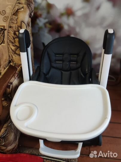 Стульчик для кормления peg perego