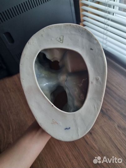 Статуэтка конезаводчица (колхозница с конем)