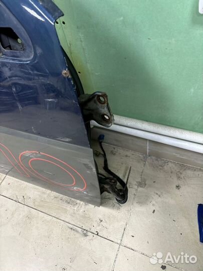 Дверь передняя правая Nissan Terrano WD21