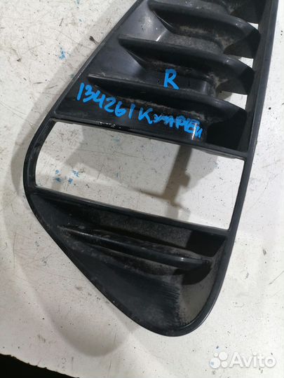 Накладка противотуманной фары правая