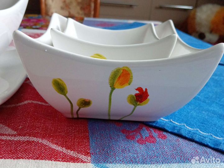 Набор столовой посуды новый