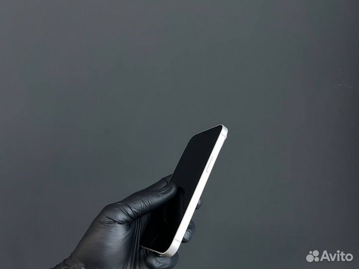 iPhone 14, 256 ГБ