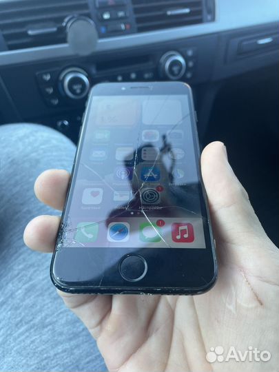 iPhone 7, 32 ГБ