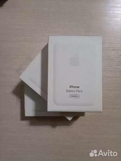 Magsafe battery pack