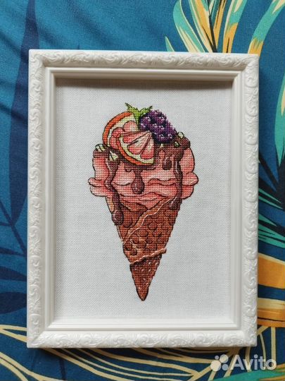 Вышивка ручной работы