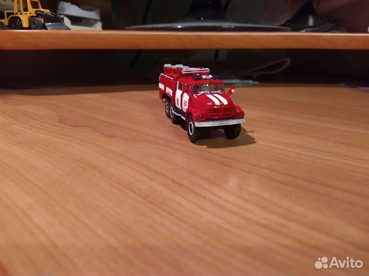 ЗИЛ 131 ац 40 1:72