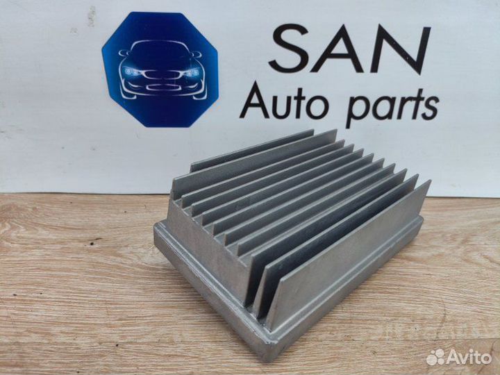 Усилитель звука Bmw X5 Рест E70 рест N55B30 2012