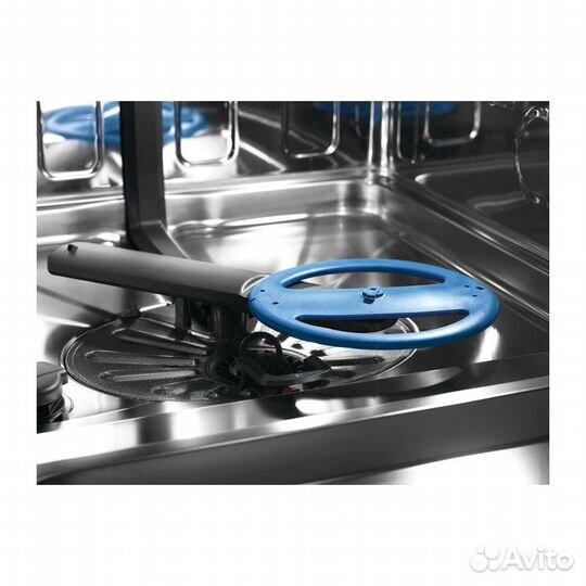 Встраиваемая посудомоечная машина Electrolux kecb8