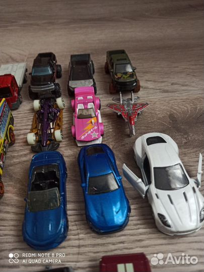 Машинки hot wheels