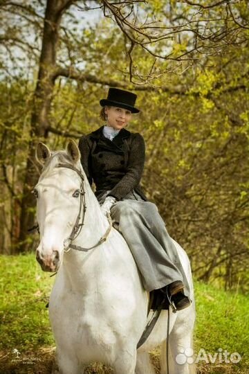 Костюмы в аренду для фотосессий и мероприятий