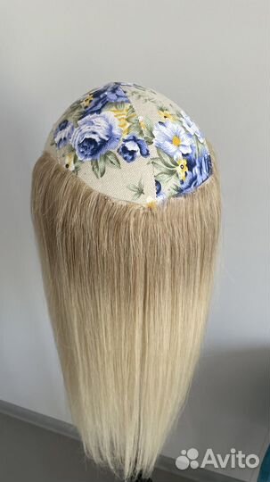 Волосы на заколках