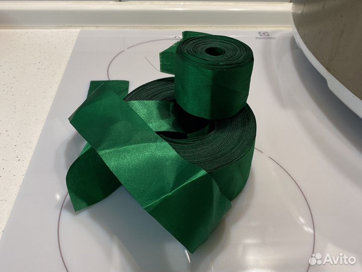 Лента атласна зеленая